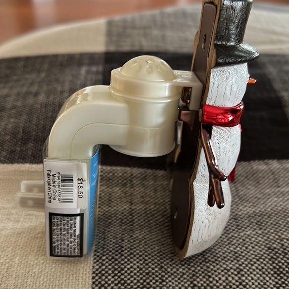 Bath & Body Works Fragrance Wallflower - Picture 2 of 2